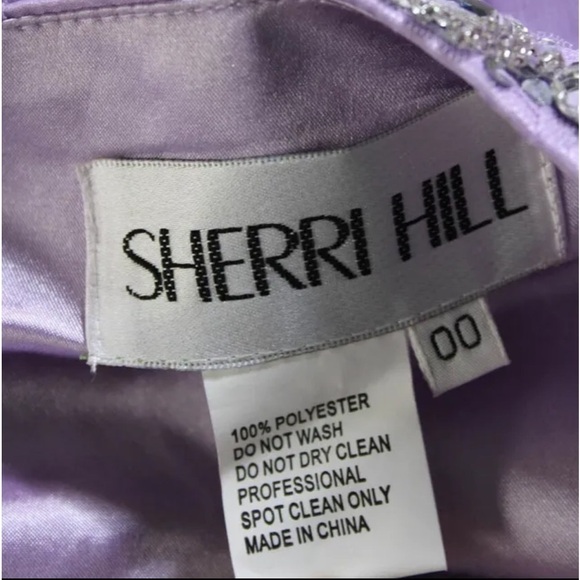 NWT SHERRI HILL 3896 Lavender Purple Rhinestone Embellished Maxi Gown Size 00 - Picture 9 of 9